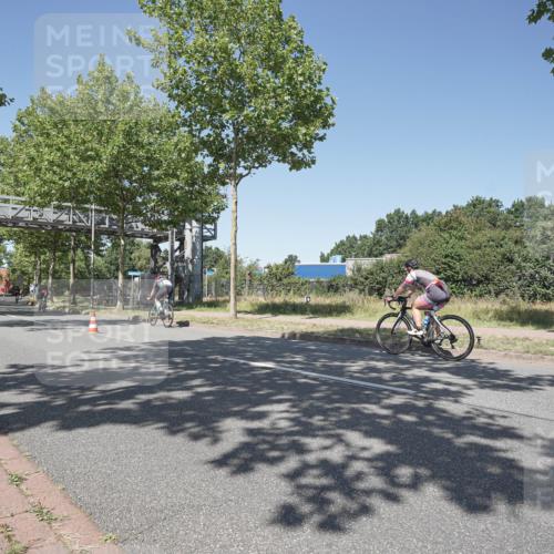 09.08.2026 - GEWOBA Citytriathlon Bremen Michael Burmester http://msf.ph/oto/9952109 09.08.2026 13:17:06 Radfahren 564, 603, 942, 1101 meine-sportfotos.de