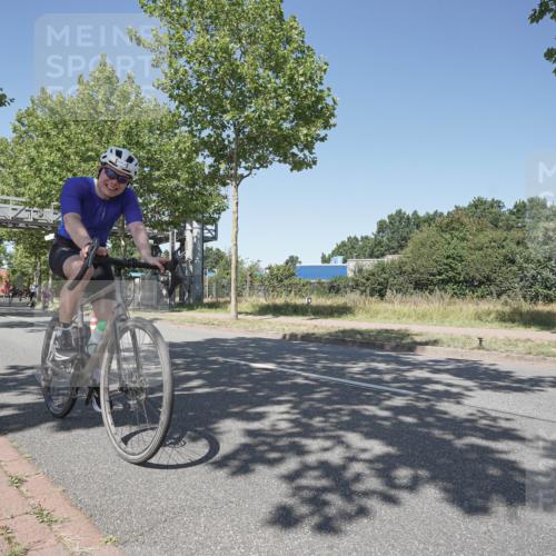 09.08.2026 - GEWOBA Citytriathlon Bremen Michael Burmester http://msf.ph/oto/9952110 09.08.2026 13:17:09 Radfahren 564, 603, 942, 1101, 1109 meine-sportfotos.de