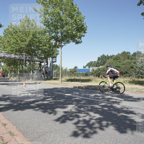 09.08.2026 - GEWOBA Citytriathlon Bremen Michael Burmester http://msf.ph/oto/9952113 09.08.2026 13:17:18 Radfahren 931, 942, 1101, 1109 meine-sportfotos.de