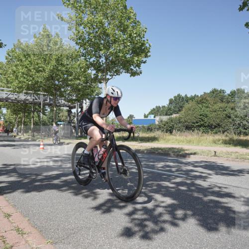 09.08.2026 - GEWOBA Citytriathlon Bremen Michael Burmester http://msf.ph/oto/9952117 09.08.2026 13:17:29 Radfahren 930, 931, 1109 meine-sportfotos.de