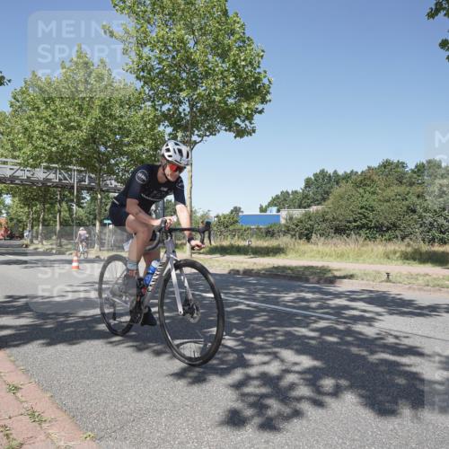 09.08.2026 - GEWOBA Citytriathlon Bremen Michael Burmester http://msf.ph/oto/9952122 09.08.2026 13:17:49 Radfahren 625, 796, 968, 1003, 1132, 1154 meine-sportfotos.de