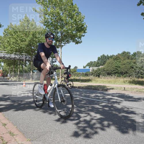 09.08.2026 - GEWOBA Citytriathlon Bremen Michael Burmester http://msf.ph/oto/9952125 09.08.2026 13:17:54 Radfahren 625, 796, 876, 968, 1003, 1154 meine-sportfotos.de
