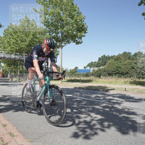 09.08.2026 - GEWOBA Citytriathlon Bremen Michael Burmester http://msf.ph/oto/9952126 09.08.2026 13:17:56 Radfahren 625, 796, 876, 953, 968, 1154 meine-sportfotos.de