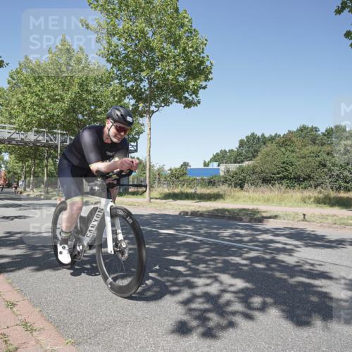 09.08.2026 - GEWOBA Citytriathlon Bremen Michael Burmester http://msf.ph/oto/9952127 09.08.2026 13:17:57 Radfahren 625, 796, 876, 953, 968, 1154 meine-sportfotos.de