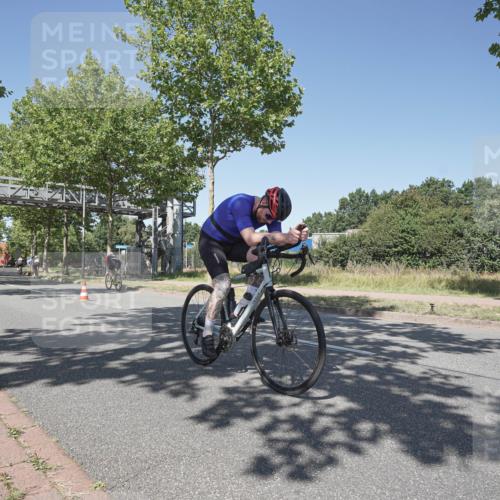 09.08.2026 - GEWOBA Citytriathlon Bremen Michael Burmester http://msf.ph/oto/9952131 09.08.2026 13:18:04 Radfahren 627, 796, 798, 876, 953, 1154 meine-sportfotos.de