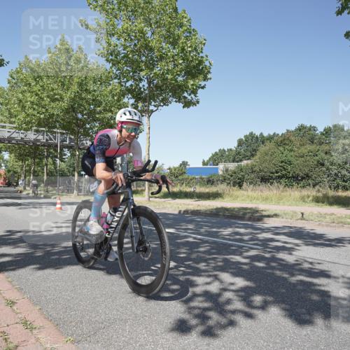 09.08.2026 - GEWOBA Citytriathlon Bremen Michael Burmester http://msf.ph/oto/9952137 09.08.2026 13:18:13 Radfahren 627, 798, 953, 989, 1010 meine-sportfotos.de