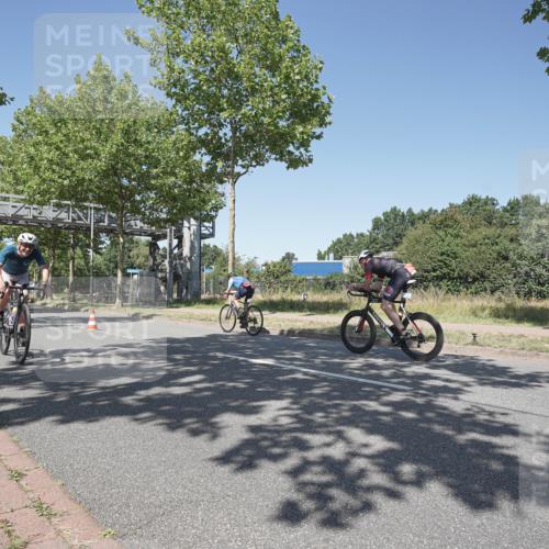 09.08.2026 - GEWOBA Citytriathlon Bremen Michael Burmester http://msf.ph/oto/9952140 09.08.2026 13:18:17 Radfahren 627, 798, 989, 1010 meine-sportfotos.de