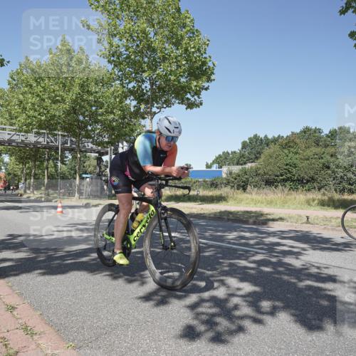 09.08.2026 - GEWOBA Citytriathlon Bremen Michael Burmester http://msf.ph/oto/9952166 09.08.2026 13:18:52 Radfahren 626, 800, 1104, 1115, 1159 meine-sportfotos.de
