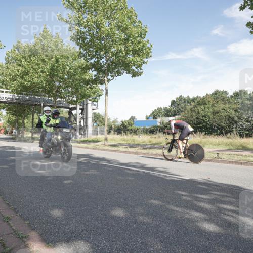 09.08.2026 - GEWOBA Citytriathlon Bremen Michael Burmester http://msf.ph/oto/9952175 09.08.2026 10:21:39 Radfahren 287, 349 meine-sportfotos.de