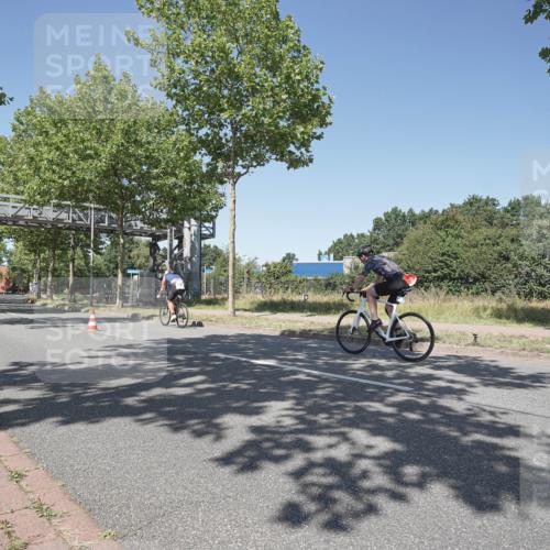 09.08.2026 - GEWOBA Citytriathlon Bremen Michael Burmester http://msf.ph/oto/9952192 09.08.2026 13:19:27 Radfahren 693, 813, 944 meine-sportfotos.de