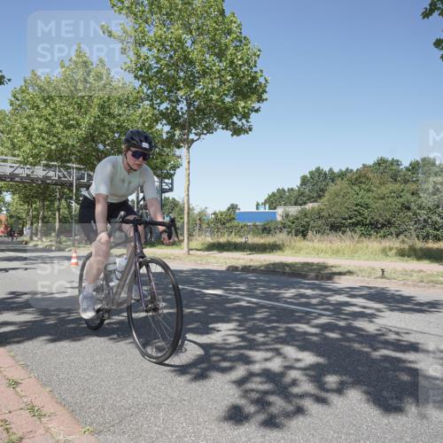 09.08.2026 - GEWOBA Citytriathlon Bremen Michael Burmester http://msf.ph/oto/9952202 09.08.2026 13:19:37 Radfahren 693, 785, 813, 944, 1014, 1107 meine-sportfotos.de