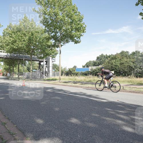 09.08.2026 - GEWOBA Citytriathlon Bremen Michael Burmester http://msf.ph/oto/9952207 09.08.2026 10:24:00 Radfahren  meine-sportfotos.de