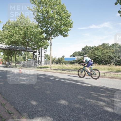 09.08.2026 - GEWOBA Citytriathlon Bremen Michael Burmester http://msf.ph/oto/9952209 09.08.2026 10:24:03 Radfahren  meine-sportfotos.de