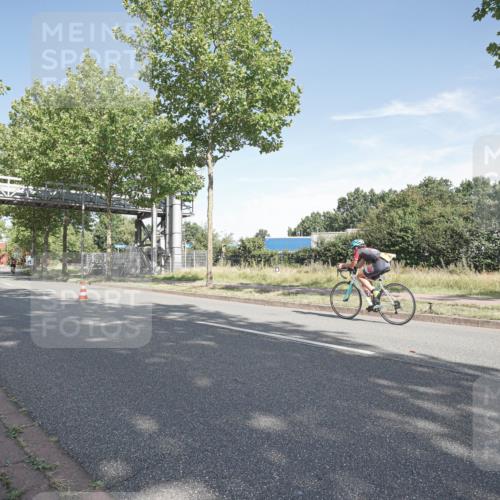 09.08.2026 - GEWOBA Citytriathlon Bremen Michael Burmester http://msf.ph/oto/9952220 09.08.2026 10:24:36 Radfahren 291, 297, 393 meine-sportfotos.de