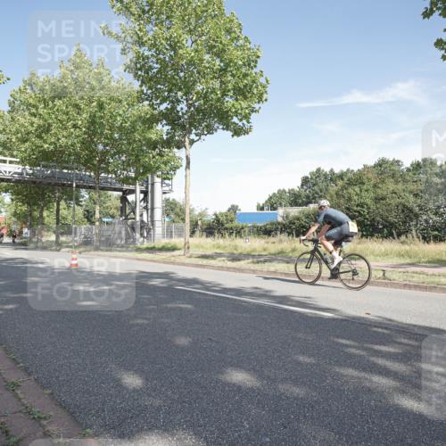 09.08.2026 - GEWOBA Citytriathlon Bremen Michael Burmester http://msf.ph/oto/9952224 09.08.2026 10:24:42 Radfahren 291, 314, 393 meine-sportfotos.de