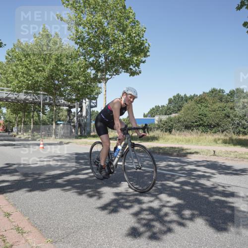 09.08.2026 - GEWOBA Citytriathlon Bremen Michael Burmester http://msf.ph/oto/9952225 09.08.2026 13:20:07 Radfahren 656, 859, 923, 940 meine-sportfotos.de