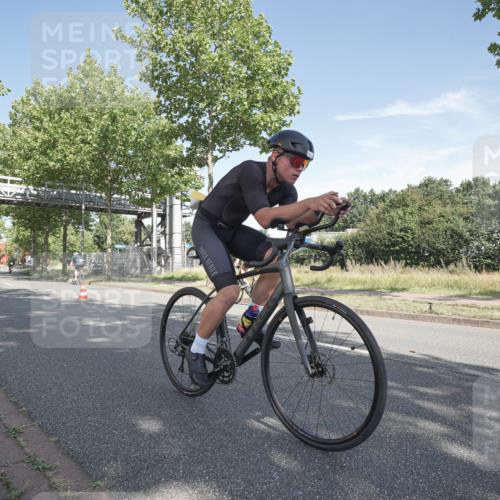 09.08.2026 - GEWOBA Citytriathlon Bremen Michael Burmester http://msf.ph/oto/9952230 09.08.2026 10:24:46 Radfahren 291, 314 meine-sportfotos.de