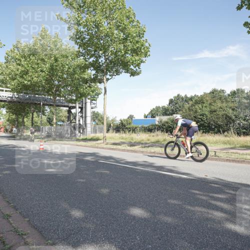 09.08.2026 - GEWOBA Citytriathlon Bremen Michael Burmester http://msf.ph/oto/9952247 09.08.2026 10:25:20 Radfahren 301, 323, 360, 377, 427 meine-sportfotos.de