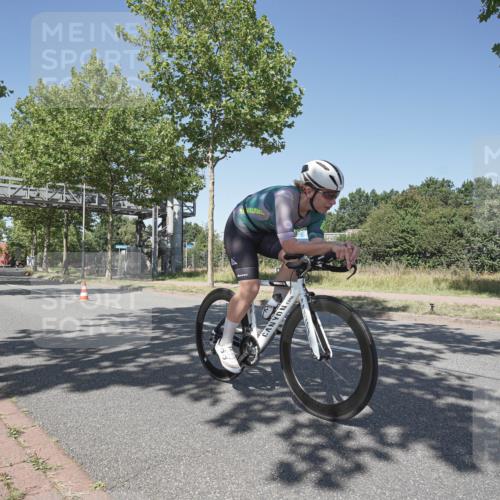 09.08.2026 - GEWOBA Citytriathlon Bremen Michael Burmester http://msf.ph/oto/9952262 09.08.2026 13:21:39 Radfahren 583 meine-sportfotos.de
