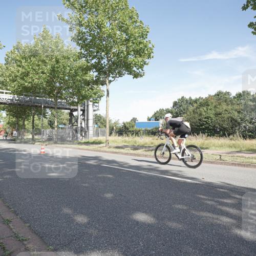 09.08.2026 - GEWOBA Citytriathlon Bremen Michael Burmester http://msf.ph/oto/9952269 09.08.2026 10:25:40 Radfahren 336, 345, 376 meine-sportfotos.de