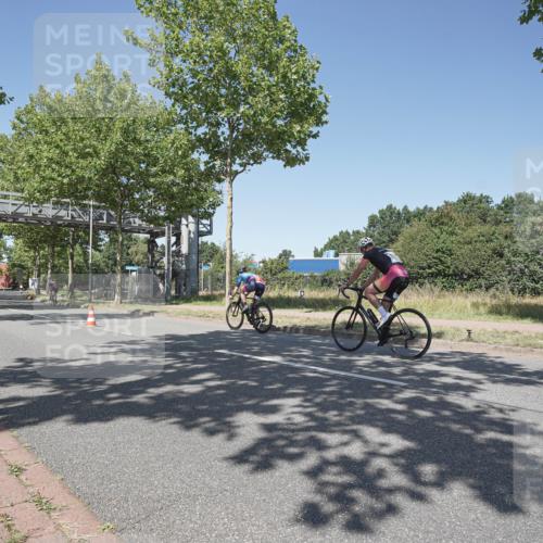 09.08.2026 - GEWOBA Citytriathlon Bremen Michael Burmester http://msf.ph/oto/9952285 09.08.2026 13:22:33 Radfahren 731, 890 meine-sportfotos.de