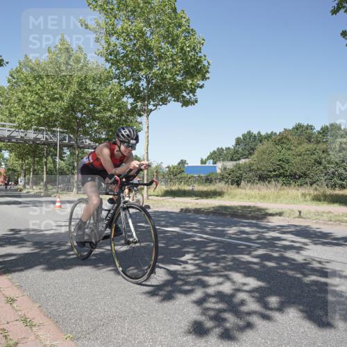 09.08.2026 - GEWOBA Citytriathlon Bremen Michael Burmester http://msf.ph/oto/9952291 09.08.2026 13:22:40 Radfahren 731, 889, 890, 1157 meine-sportfotos.de