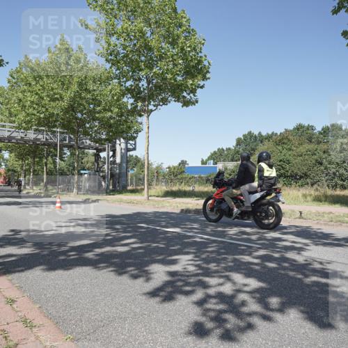 09.08.2026 - GEWOBA Citytriathlon Bremen Michael Burmester http://msf.ph/oto/9952295 09.08.2026 13:22:43 Radfahren 731, 889, 890, 1157 meine-sportfotos.de