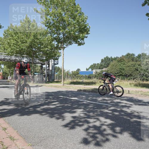 09.08.2026 - GEWOBA Citytriathlon Bremen Michael Burmester http://msf.ph/oto/9952303 09.08.2026 13:23:02 Radfahren 779, 828, 1106 meine-sportfotos.de