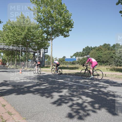09.08.2026 - GEWOBA Citytriathlon Bremen Michael Burmester http://msf.ph/oto/9952313 09.08.2026 13:23:11 Radfahren 779, 1105, 1106 meine-sportfotos.de