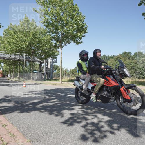 09.08.2026 - GEWOBA Citytriathlon Bremen Michael Burmester http://msf.ph/oto/9952319 09.08.2026 13:23:24 Radfahren 941, 966, 997, 1105, 1122 meine-sportfotos.de