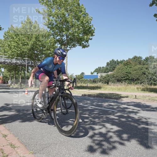 09.08.2026 - GEWOBA Citytriathlon Bremen Michael Burmester http://msf.ph/oto/9952323 09.08.2026 13:23:26 Radfahren 941, 966, 997, 1105, 1122 meine-sportfotos.de