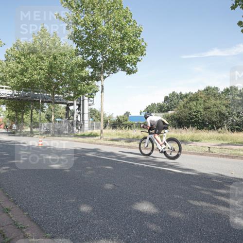 09.08.2026 - GEWOBA Citytriathlon Bremen Michael Burmester http://msf.ph/oto/9952324 09.08.2026 10:26:56 Radfahren 290, 315, 319, 321, 400, 463 meine-sportfotos.de