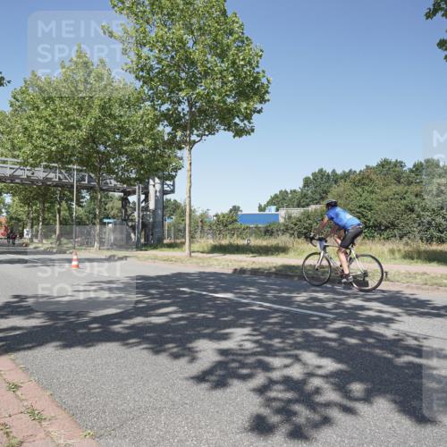 09.08.2026 - GEWOBA Citytriathlon Bremen Michael Burmester http://msf.ph/oto/9952337 09.08.2026 13:23:45 Radfahren 842, 853 meine-sportfotos.de