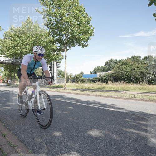 09.08.2026 - GEWOBA Citytriathlon Bremen Michael Burmester http://msf.ph/oto/9952342 09.08.2026 10:27:27 Radfahren 368, 391, 447, 523 meine-sportfotos.de