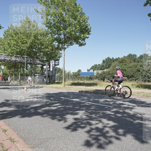 09.08.2026 - GEWOBA Citytriathlon Bremen Michael Burmester http://msf.ph/oto/9952343 09.08.2026 13:23:51 Radfahren 842, 853, 881, 898 meine-sportfotos.de