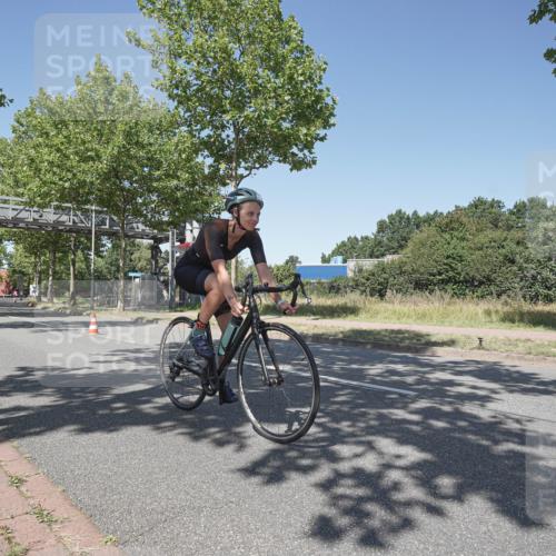 09.08.2026 - GEWOBA Citytriathlon Bremen Michael Burmester http://msf.ph/oto/9952345 09.08.2026 13:23:59 Radfahren 853, 881, 891, 898, 945, 974 meine-sportfotos.de