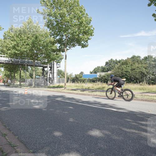 09.08.2026 - GEWOBA Citytriathlon Bremen Michael Burmester http://msf.ph/oto/9952346 09.08.2026 10:27:35 Radfahren 338, 339, 368, 523, 529 meine-sportfotos.de