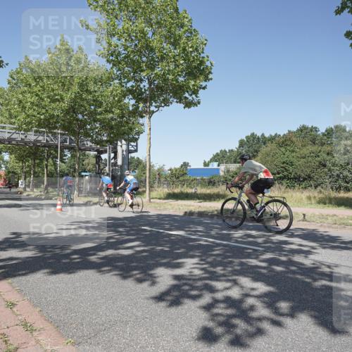 09.08.2026 - GEWOBA Citytriathlon Bremen Michael Burmester http://msf.ph/oto/9952361 09.08.2026 13:24:14 Radfahren 891, 917, 974, 1120 meine-sportfotos.de