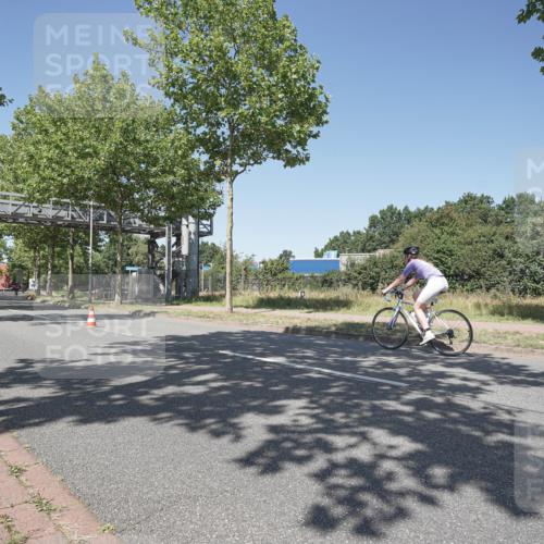 09.08.2026 - GEWOBA Citytriathlon Bremen Michael Burmester http://msf.ph/oto/9952369 09.08.2026 13:24:27 Radfahren 873, 908, 917, 1020, 1120 meine-sportfotos.de