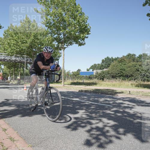 09.08.2026 - GEWOBA Citytriathlon Bremen Michael Burmester http://msf.ph/oto/9952379 09.08.2026 13:24:36 Radfahren 873, 908, 1020, 1102 meine-sportfotos.de