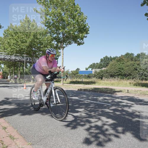 09.08.2026 - GEWOBA Citytriathlon Bremen Michael Burmester http://msf.ph/oto/9952385 09.08.2026 13:24:50 Radfahren 885, 969, 1102 meine-sportfotos.de