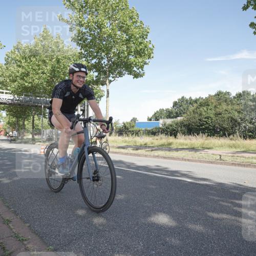 09.08.2026 - GEWOBA Citytriathlon Bremen Michael Burmester http://msf.ph/oto/9952394 09.08.2026 10:28:35 Radfahren 329, 332, 340, 362, 369 meine-sportfotos.de