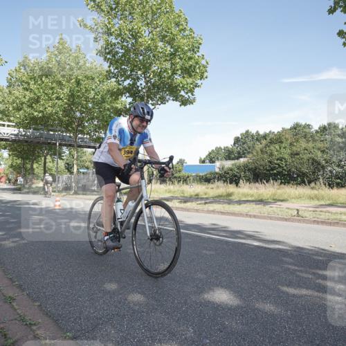09.08.2026 - GEWOBA Citytriathlon Bremen Michael Burmester http://msf.ph/oto/9952406 09.08.2026 10:28:49 Radfahren 356, 369, 394, 465, 517, 519 meine-sportfotos.de