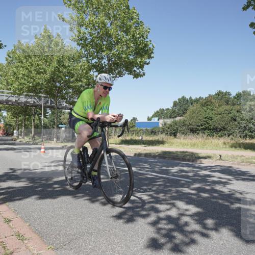 09.08.2026 - GEWOBA Citytriathlon Bremen Michael Burmester http://msf.ph/oto/9952415 09.08.2026 13:25:26 Radfahren 856, 922, 936, 958, 1108 meine-sportfotos.de