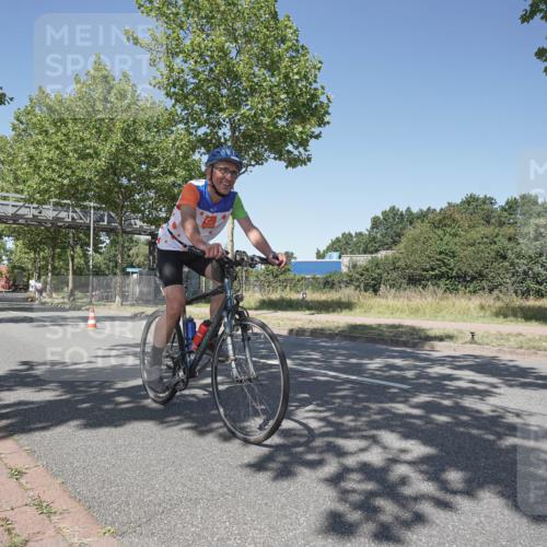 09.08.2026 - GEWOBA Citytriathlon Bremen Michael Burmester http://msf.ph/oto/9952418 09.08.2026 13:25:38 Radfahren 811, 830, 962, 996 meine-sportfotos.de