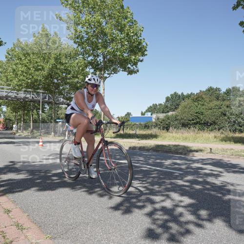 09.08.2026 - GEWOBA Citytriathlon Bremen Michael Burmester http://msf.ph/oto/9952428 09.08.2026 13:26:03 Radfahren 913 meine-sportfotos.de