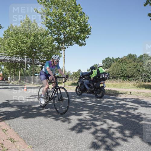 09.08.2026 - GEWOBA Citytriathlon Bremen Michael Burmester http://msf.ph/oto/9952438 09.08.2026 13:26:55 Radfahren 959 meine-sportfotos.de