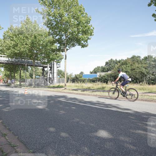 09.08.2026 - GEWOBA Citytriathlon Bremen Michael Burmester http://msf.ph/oto/9952459 09.08.2026 10:29:24 Radfahren 327, 352, 355, 359, 363, 396, 408, 478 meine-sportfotos.de