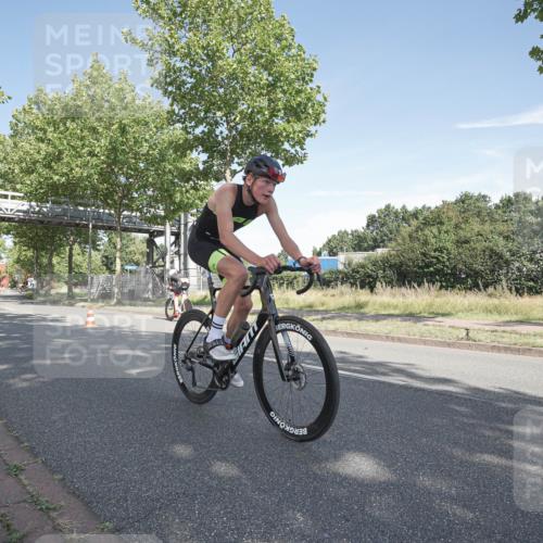 09.08.2026 - GEWOBA Citytriathlon Bremen Michael Burmester http://msf.ph/oto/9952465 09.08.2026 10:29:34 Radfahren 231, 295, 300, 327, 328, 363, 364, 379, 408, 478 meine-sportfotos.de