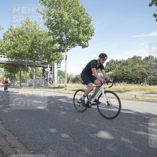 09.08.2026 - GEWOBA Citytriathlon Bremen Michael Burmester http://msf.ph/oto/9952469 09.08.2026 10:29:38 Radfahren 231, 295, 298, 300, 312, 328, 363, 364, 379 meine-sportfotos.de